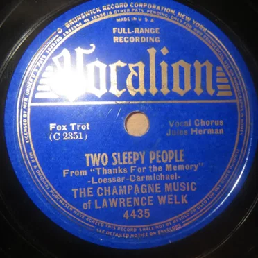 Two Sleepy People / I Won’t Tell a Soul