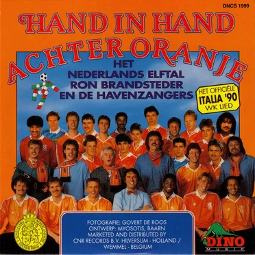 Hand in hand achter Oranje