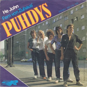 He John / Fern von Zuhaus