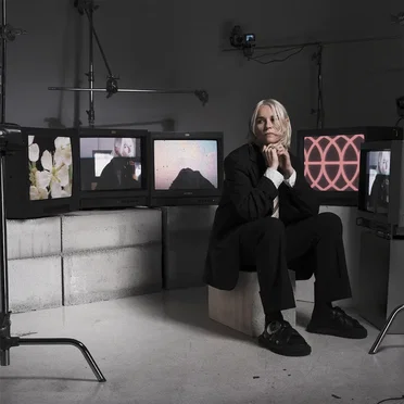 Stitches (Romy remix)