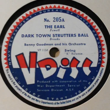 The Earl / Dark Town Strutters Ball / Swanee River / Dipsy Doodle