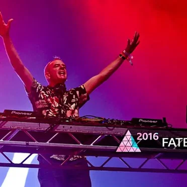 2016-06-25: Glastonbury Festival of Contemporary Performing Arts