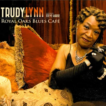 Royal Oaks Blues Café