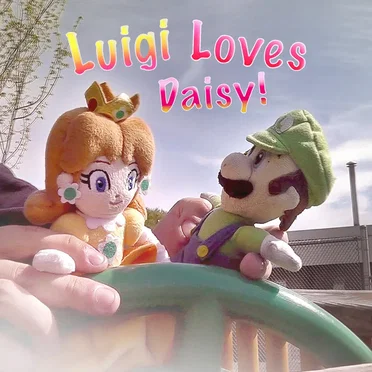Luigi Loves Daisy