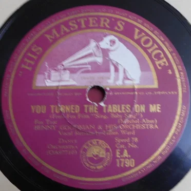 You Turned the Tables on Me / No Regrets