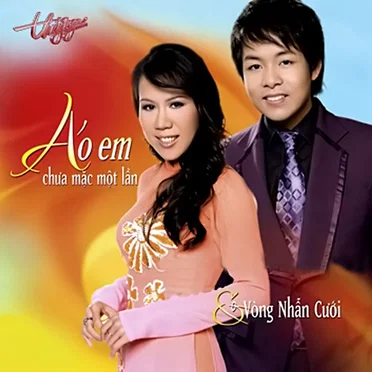 Áo em chưa mặc một lần & Vòng nhẫn cưới by Various Artists - album cover