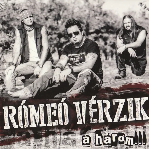 A három...