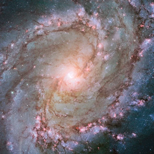 M83