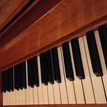 Lyte at the Piano