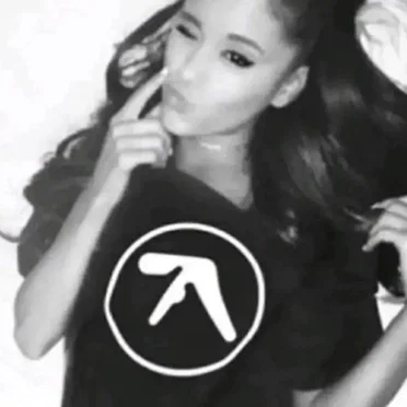aphex twin x ariana grande mix