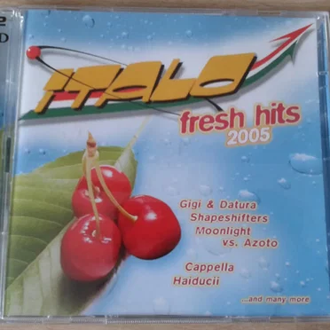Italo Fresh Hits 2005 by Various Artists - album cover