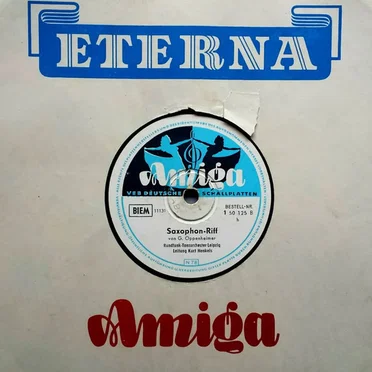 Saxophon-Riff / Tina-Marie