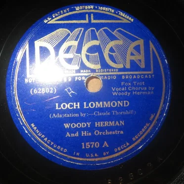 Loch Lomond / Let's Pitch a Little Woo