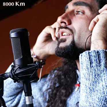 8000 km