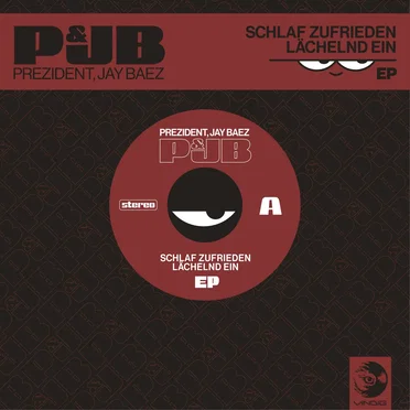 Schlaf zufrieden lächend ein