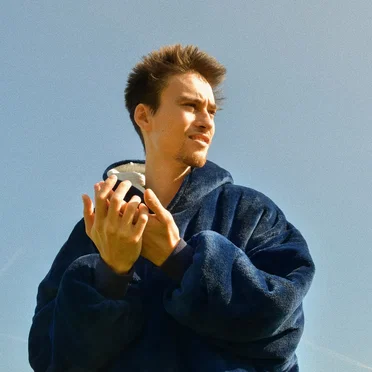 The Sun Is in Your Eyes (Voice Memo)