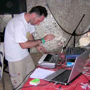 Lab's Cloud - Live at Omnifestival 2005