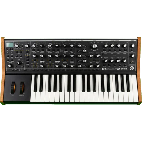 Moog Subsequent 37