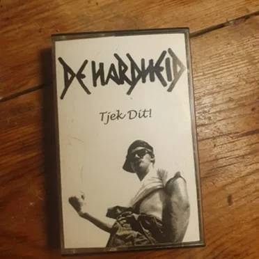 Tjek Dit! by De Hardheid - album cover