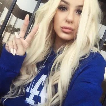 TANA MONGEAU