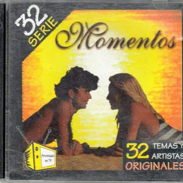 Momentos by Various Artists - album cover