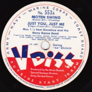 Moten Swing / Just You, Just Me / The Touch of Your Lips / My Devotion / You’ve Got Me Crying Again