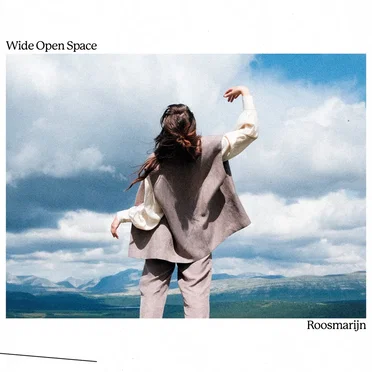 Wide Open Space by Roosmarijn - album cover
