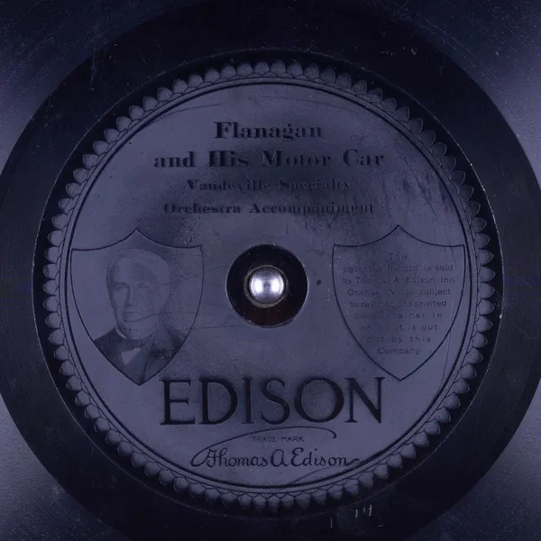 Flanagan and His Motor Car / When Uncle Joe Plays a Rag on His Old Banjo