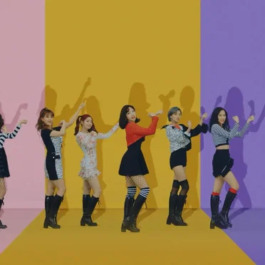KNOCK KNOCK by TWICE - album cover
