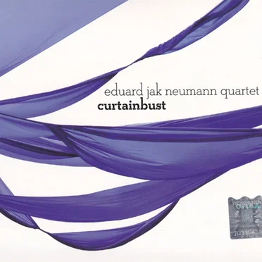 Curtainbust