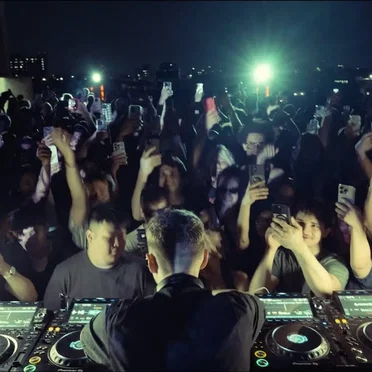 in the rain (sam gellaitry remix)