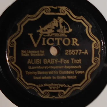 Alibi Baby / He’s a Gypsy From Poughkeepsie