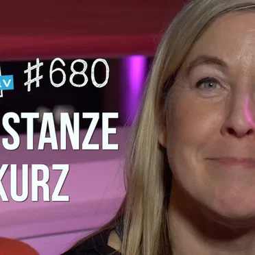 Jung & Naiv #680, „Constanze Kurz über Chatkontrolle, Palantir & Künstliche Intelligenz“ by Tilo Jung - album cover