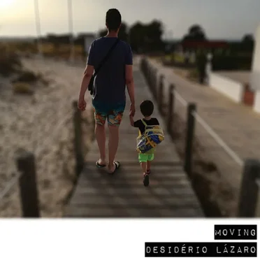 Moving by Desidério Lázaro - album cover