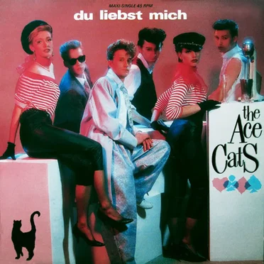 Du liebst mich / Lass den Vorhang zu