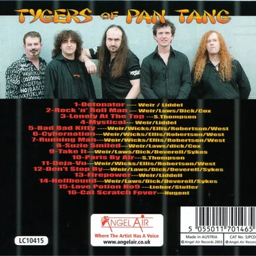 Live in the Roar by Tygers of Pan Tang - album cover