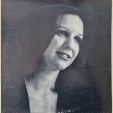 Patty Waters Sings