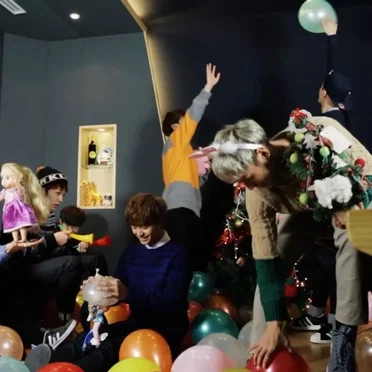 울어도 돼 (You Can Cry) Official Music Video by BTOB - album cover