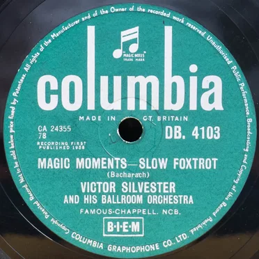 Magic Moments / Cry My Heart