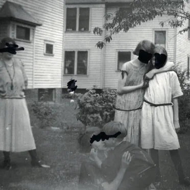 Layers of Memory in the Quiet Voice of Motion