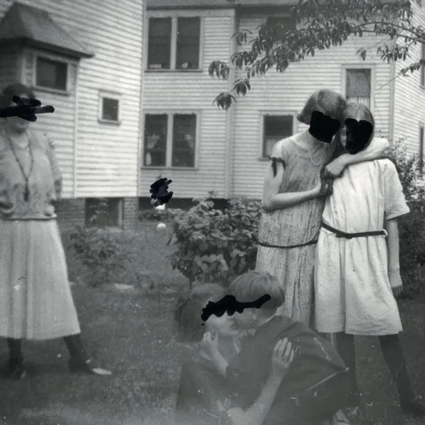 Layers of Memory in the Quiet Voice of Motion