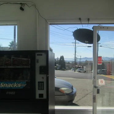 Laundromat And Richmond Heights⁽ᴬᶰᵈ ⁵ ᴿᵉᶜᵒʳᵈᶦᶰᵍˢ ᴰᵒᶰᵉ ᴼᶰ ᵀʰᵉ ᵂᵃʸ⁾