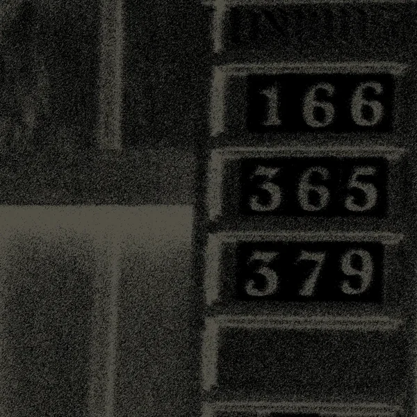 Distinct Restless Objects