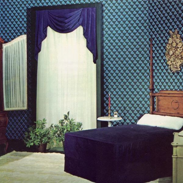 antiques