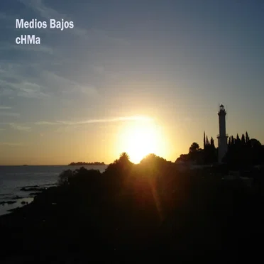 Medios Bajos by cHMa - album cover