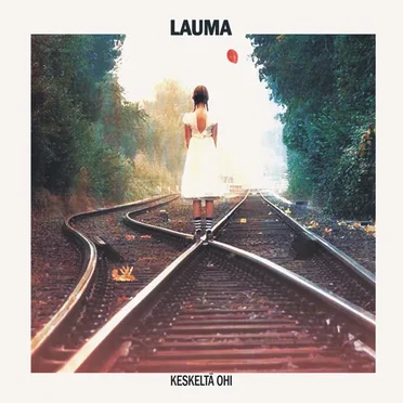 Keskeltä ohi by Lauma - album cover