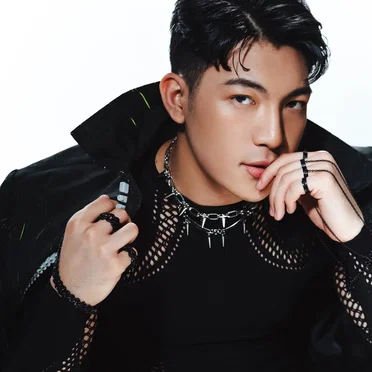 Ikaw Pa Rin by Darren Espanto - album cover