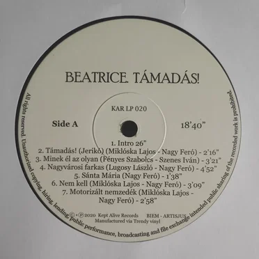 Támadás!
