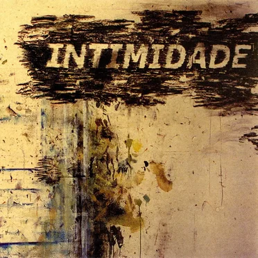 Uma falaciosa noção de intimidade by Algodão - album cover