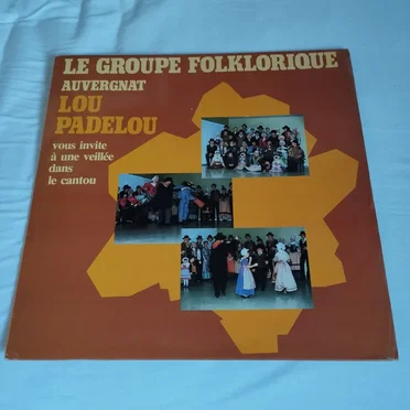 Le groupe folklorique auvergnat Lou Padelou vous invite à une veillée dans le cantou